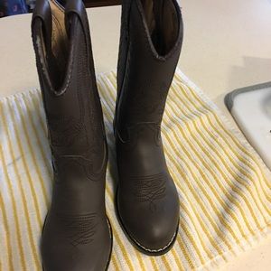 Durango cowboy boots. Girls size 10D.